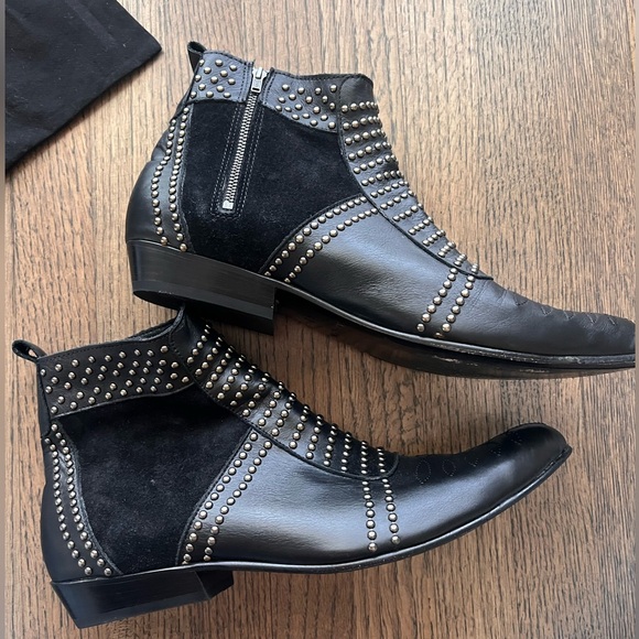 Anine Bing CHARLIE STUD-EMBELLISHED LEATHER BOOTS IN SILVER